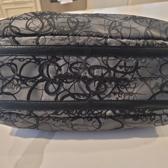 Jessica Simpson tote - Picture 4 of 7